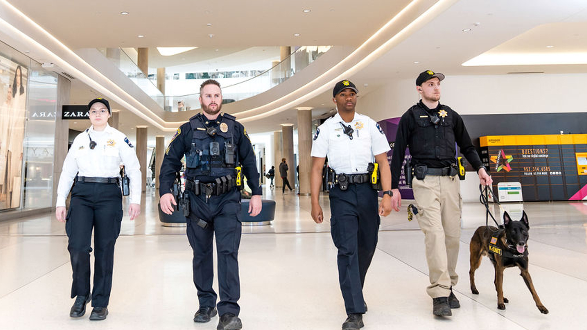 US mall shooter hid assault rifle in sweatshirt